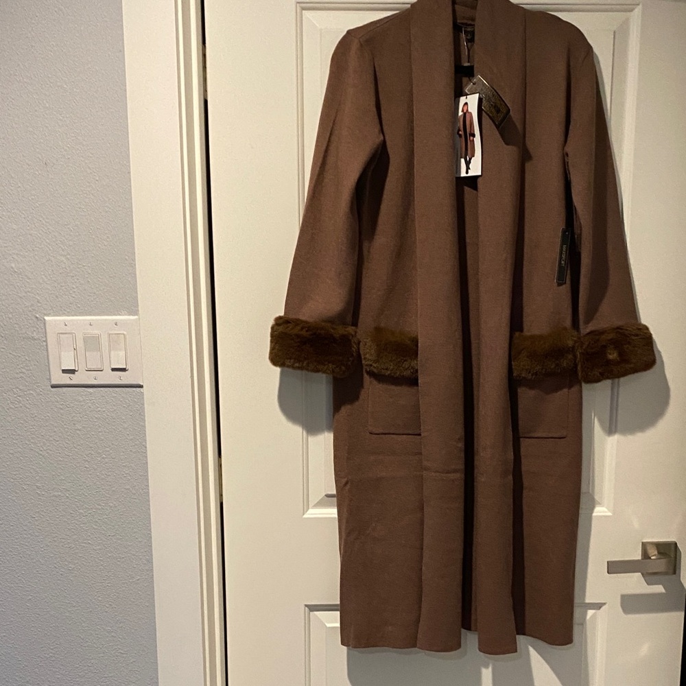 NWT designer light Brown Long  Sweater  Coat with Faux Fur Trim - comfy material